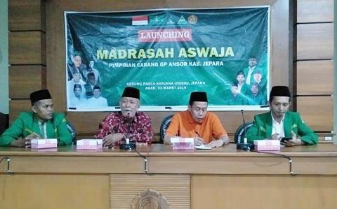 Peserta mengikuti agenda kaderisasi PCNU Pengurus Cabang Kabupaten Probolinggo